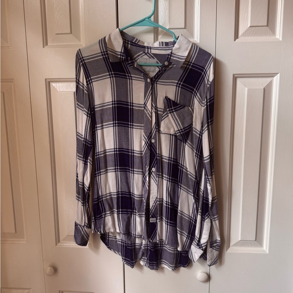Plaid Button-Up Shirt in Navy and White